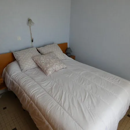 2 Chambres, 6 Pers., A 300m De La - - Fr-1-540-129 Apartment *